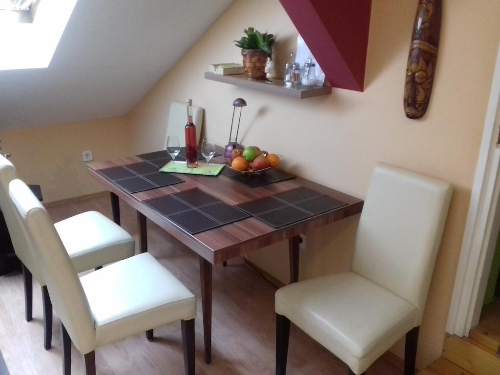Sopron Eszter Apartman Exterior photo